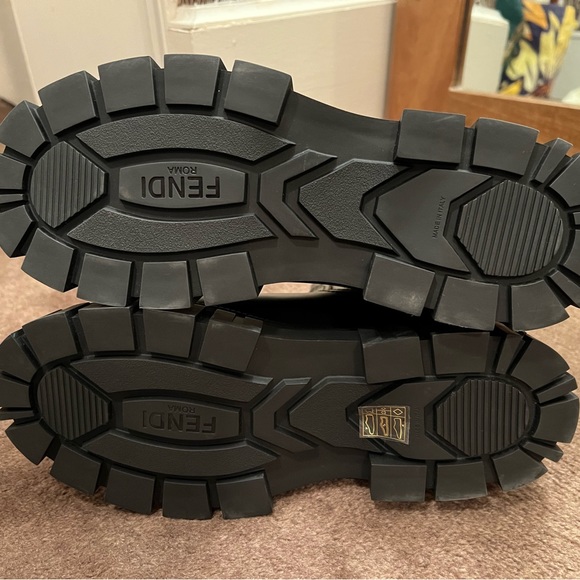 FENDI Force Black Leather Chelsea Boots - Picture 6 of 9